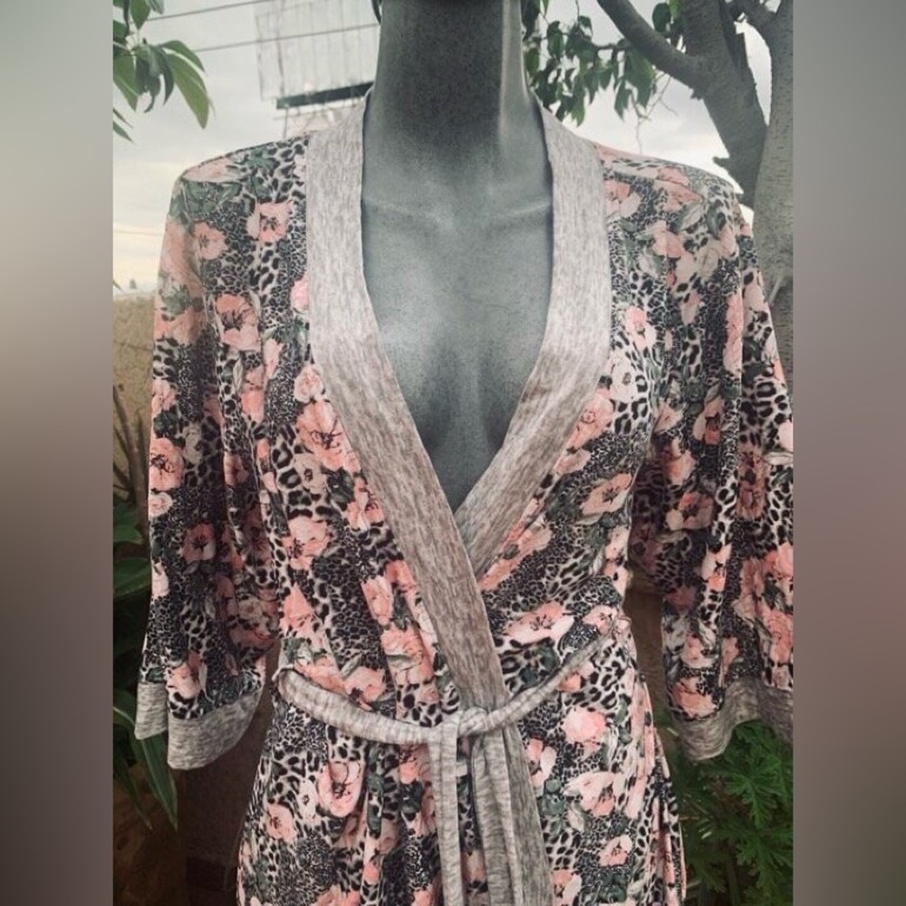 Jessica Simpson Floral Leopard Print Kimono Cardigan Duster Robe Size M
